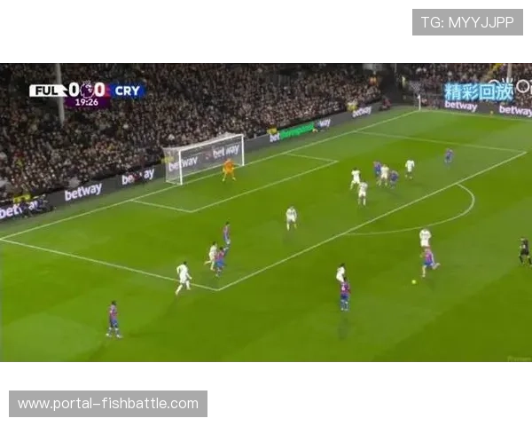 富勒姆1-2遭水晶宫绝杀，格伊头球定胜局