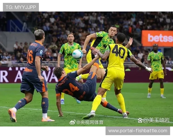 国米5-0萨索洛战术复盘：迪马尔科助攻帽子戏法背后的进攻体系