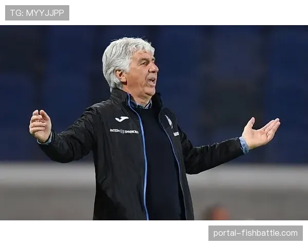 不莱梅主帅演练三中卫体系，旨在加强客场防守稳定性